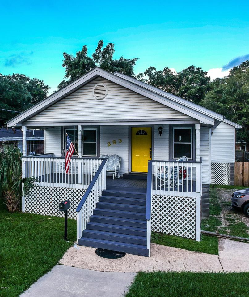 283 Porter Ave - Photo 1