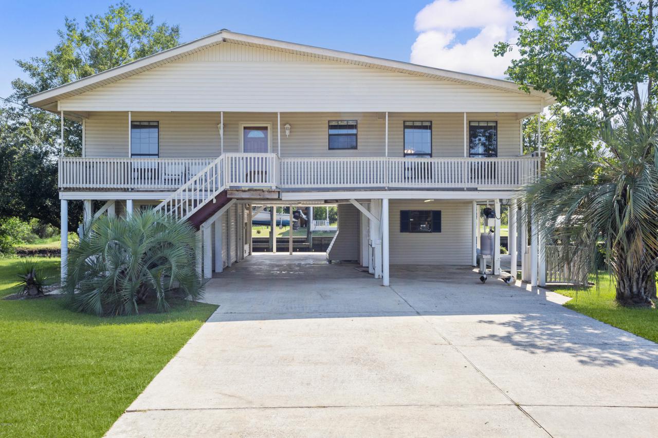 4035 Teal St - Photo 1