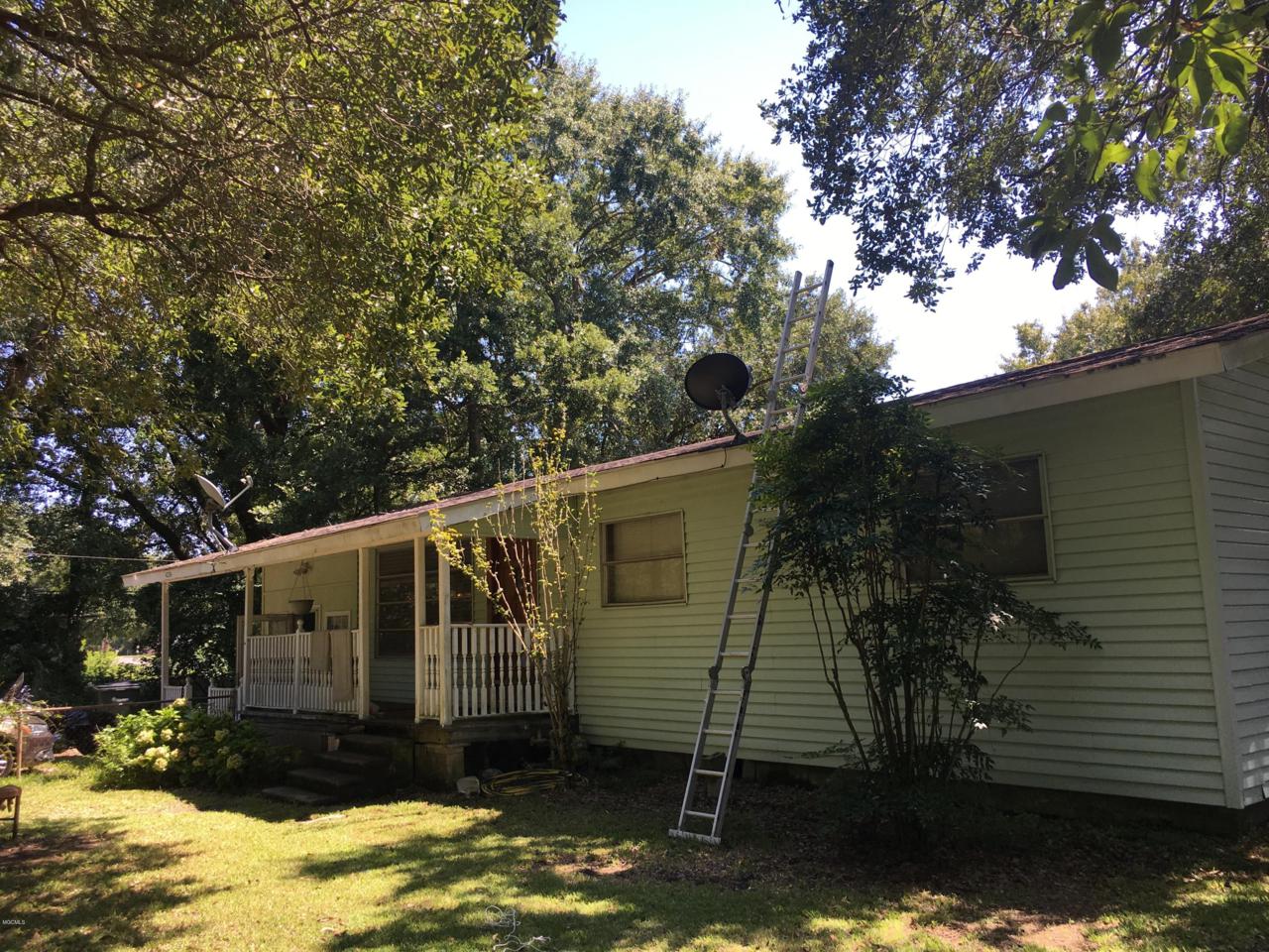 4239 Walter St - Photo 1