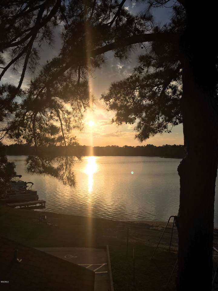 0 Lakeshore Dr - Photo 1