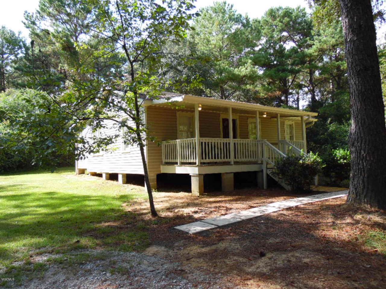 11151 Grace Rd - Photo 1