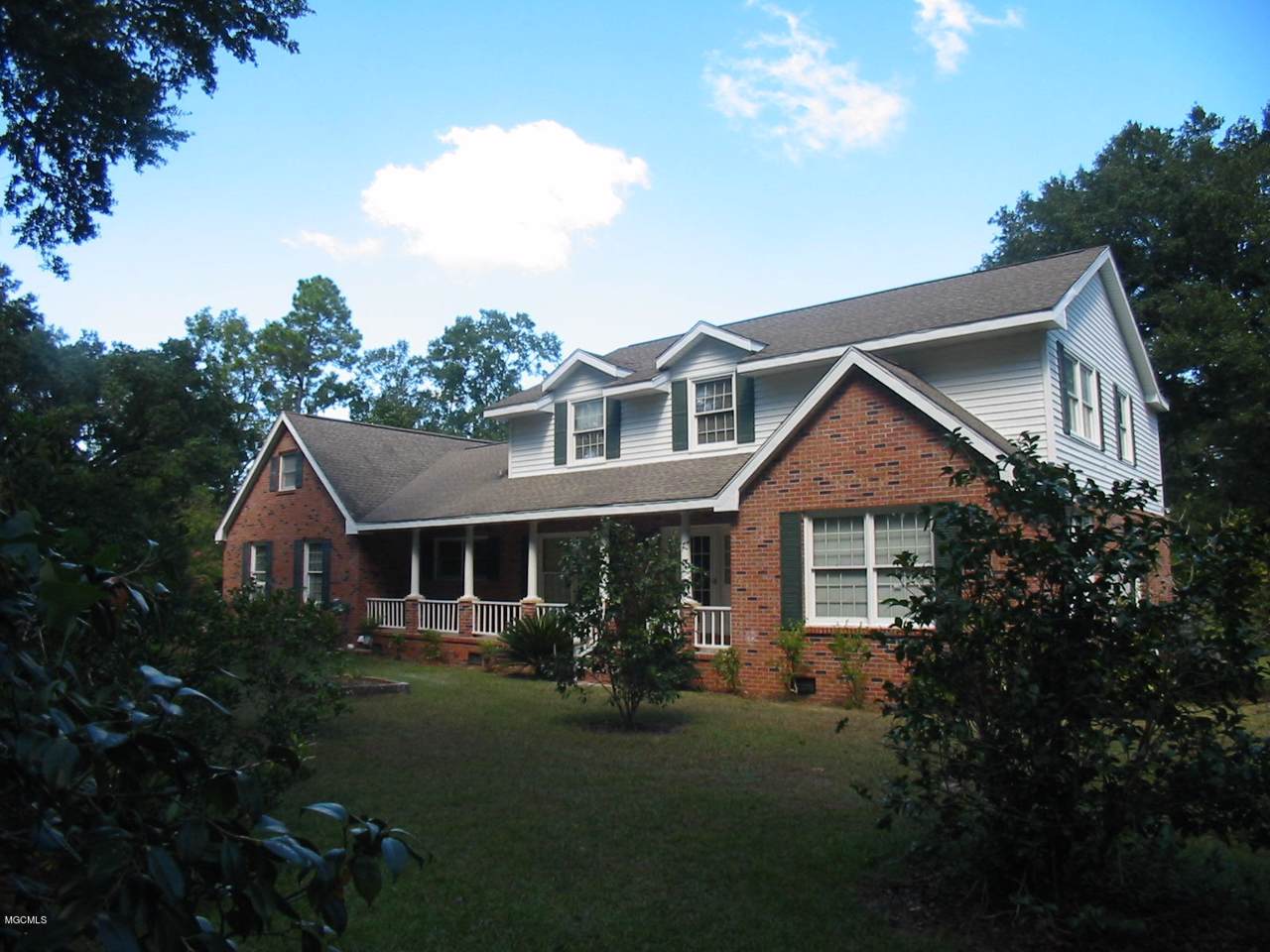 12192 Cyr Ln - Photo 1