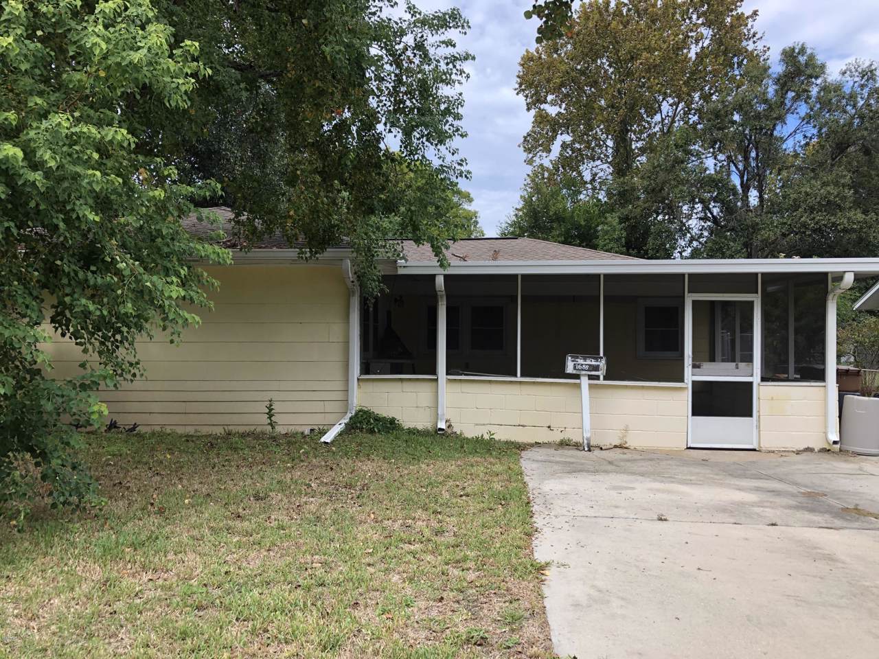 1688 Wiltshire Blvd - Photo 1