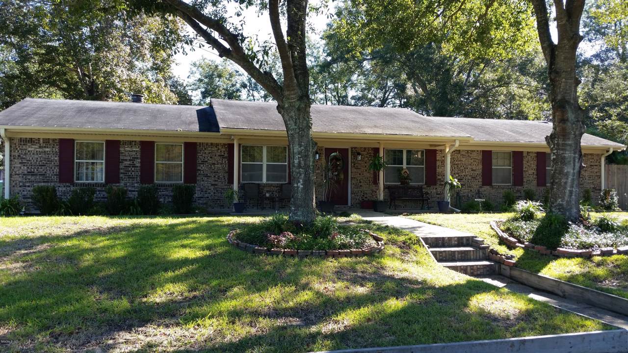 12010 Lyndell St - Photo 1