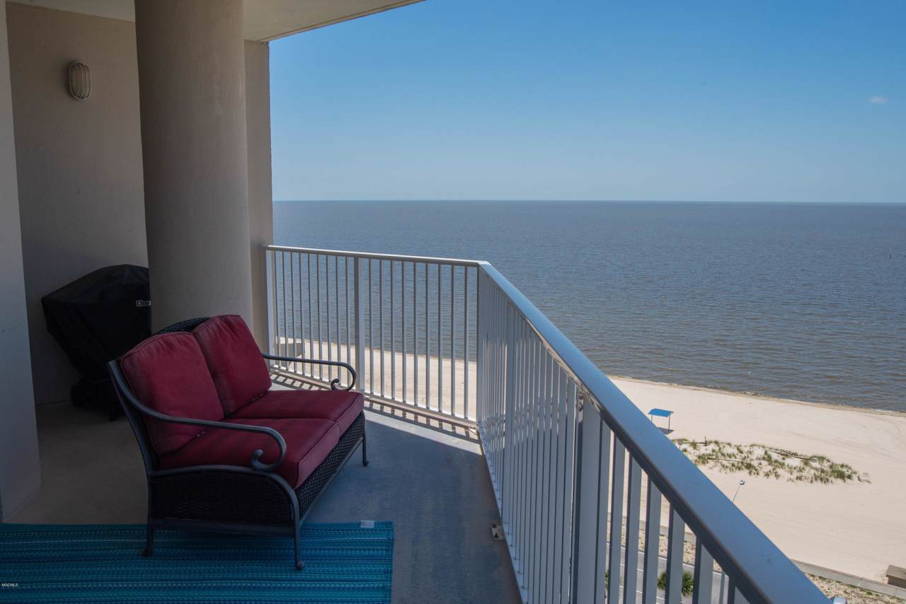 2668 Beach Blvd - Photo 1