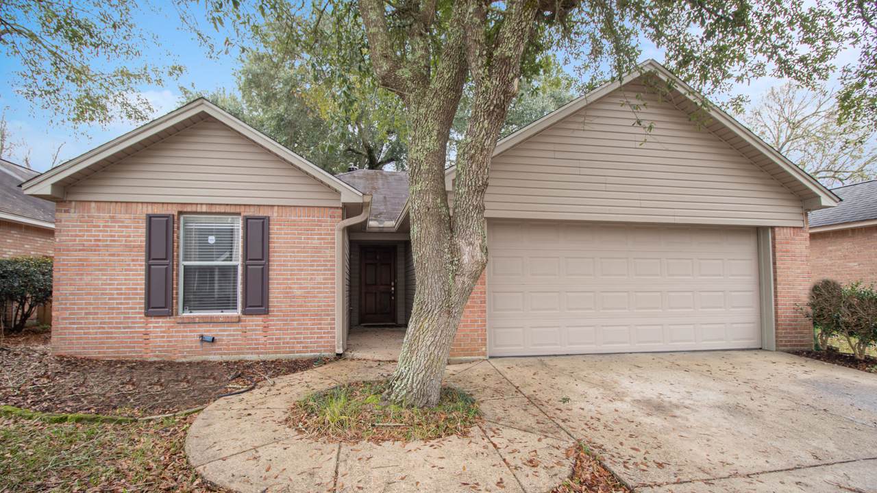 117 Canal St - Photo 1