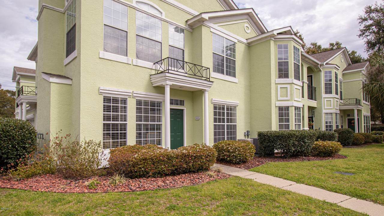 2252 Beach Dr - Photo 1 2252 Beach Dr - Photo 1