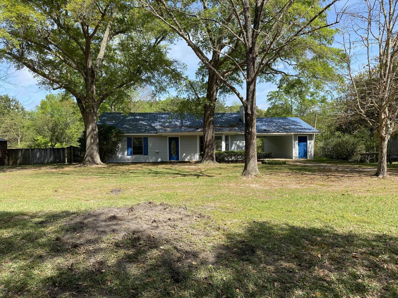 2600 Bahama Dr - Photo 1