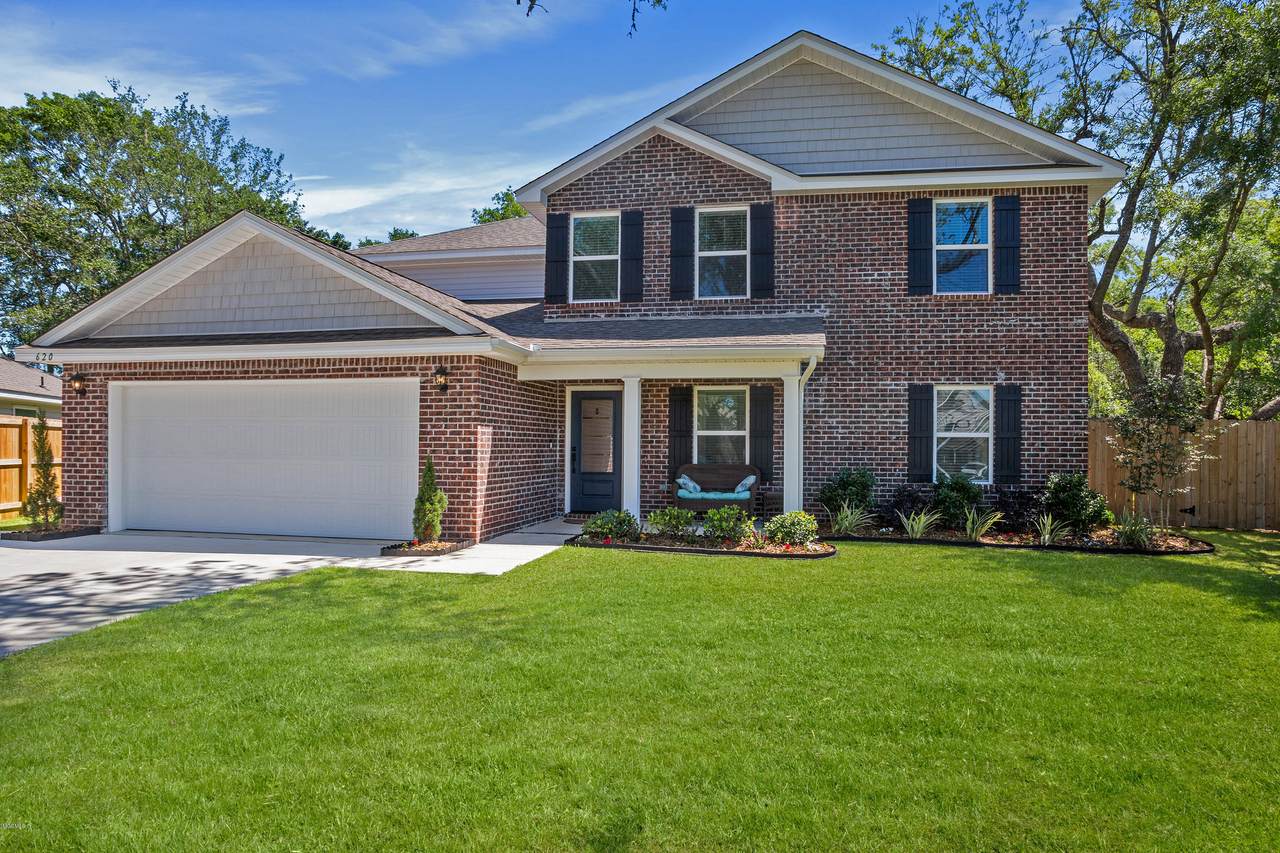620 Verbena Dr - Photo 1 620 Verbena Dr - Photo 1