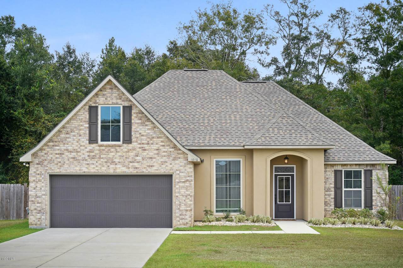 1016 Castine Pointe Blvd - Photo 1