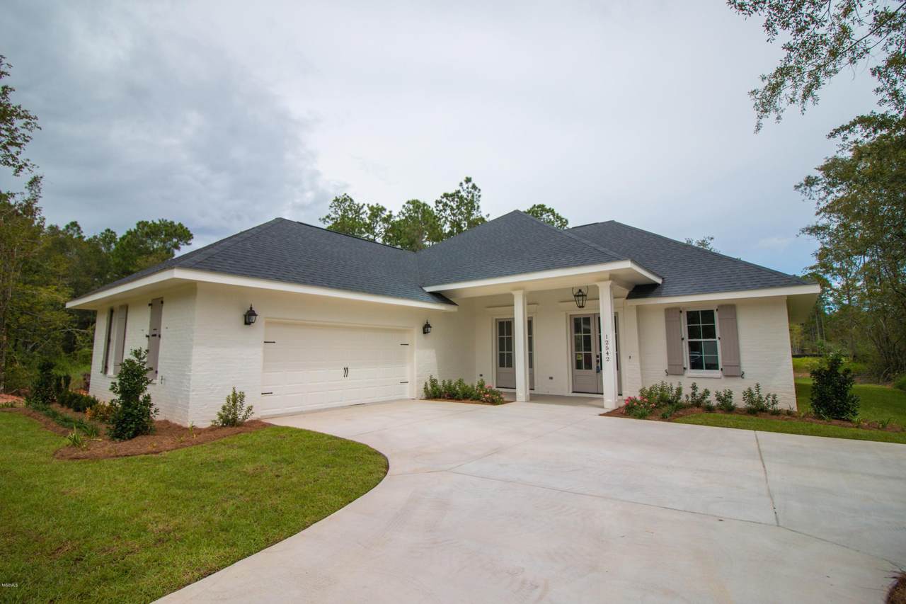 12542 Westwood Pl - Photo 1