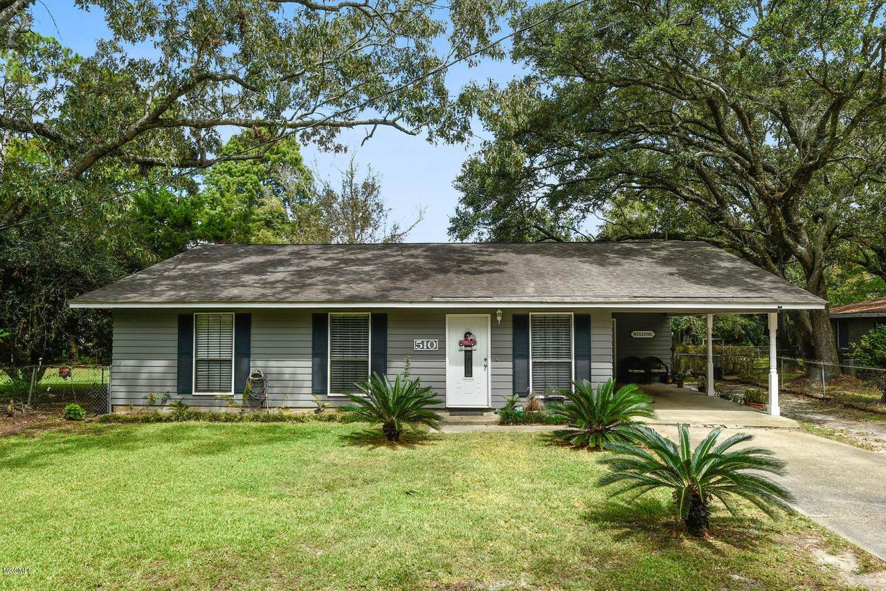 510 Old Pass Rd - Photo 1