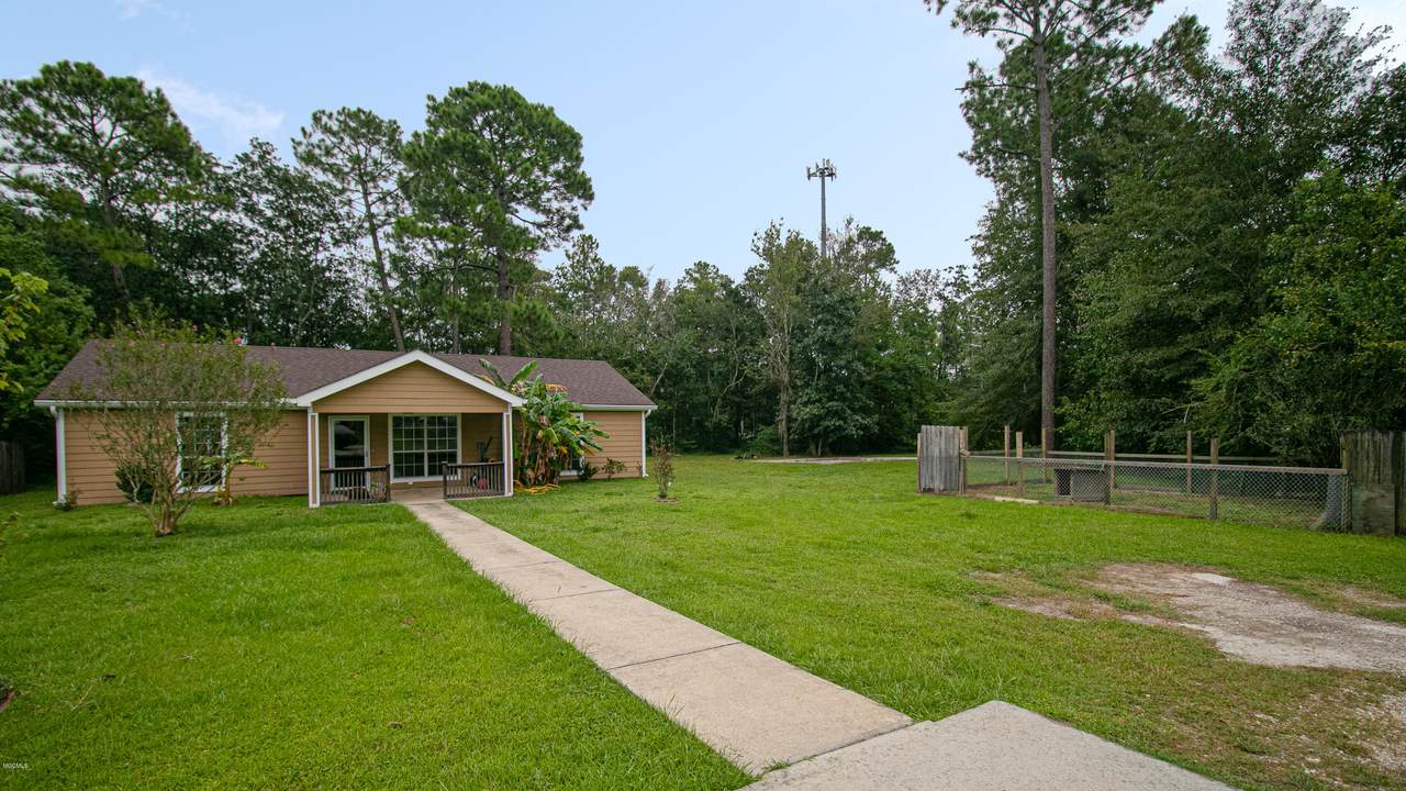 13022 Three Rivers Rd - Photo 1