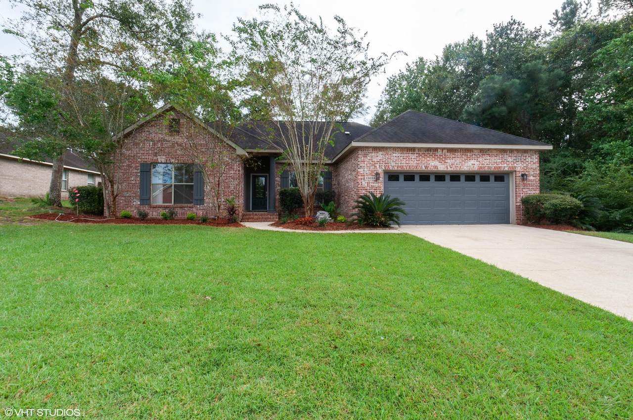 15033 White Swan Dr - Photo 1
