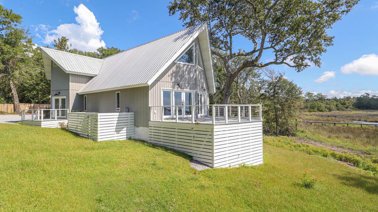 2281 Popps Ferry Rd - Photo 1