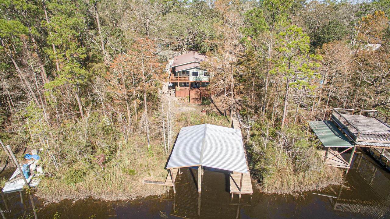 9921 Hidden Lake Rd - Photo 1