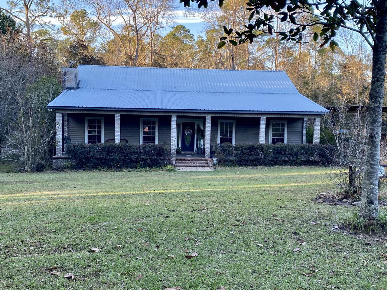 1612 Poticaw Bayou Rd - Photo 1
