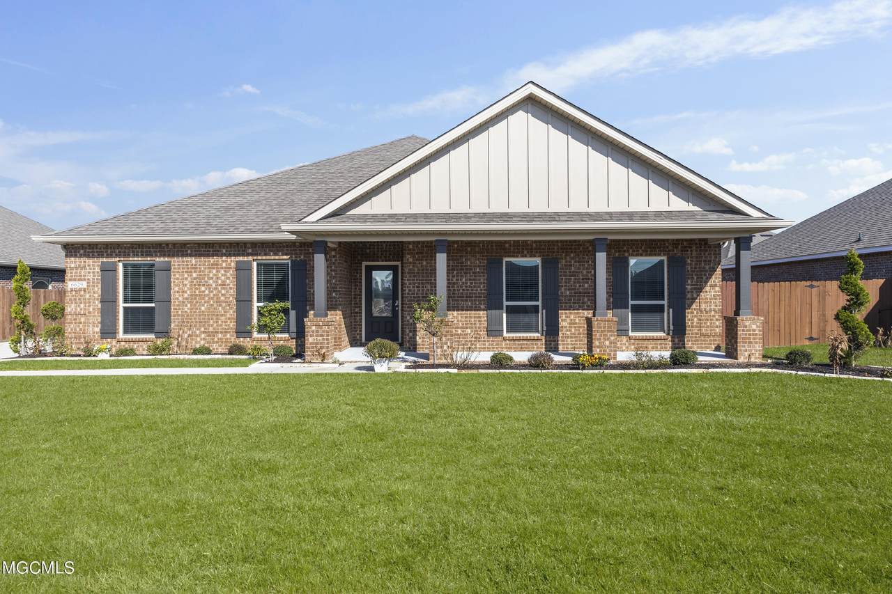 6629 Sugarcane Cir - Photo 1