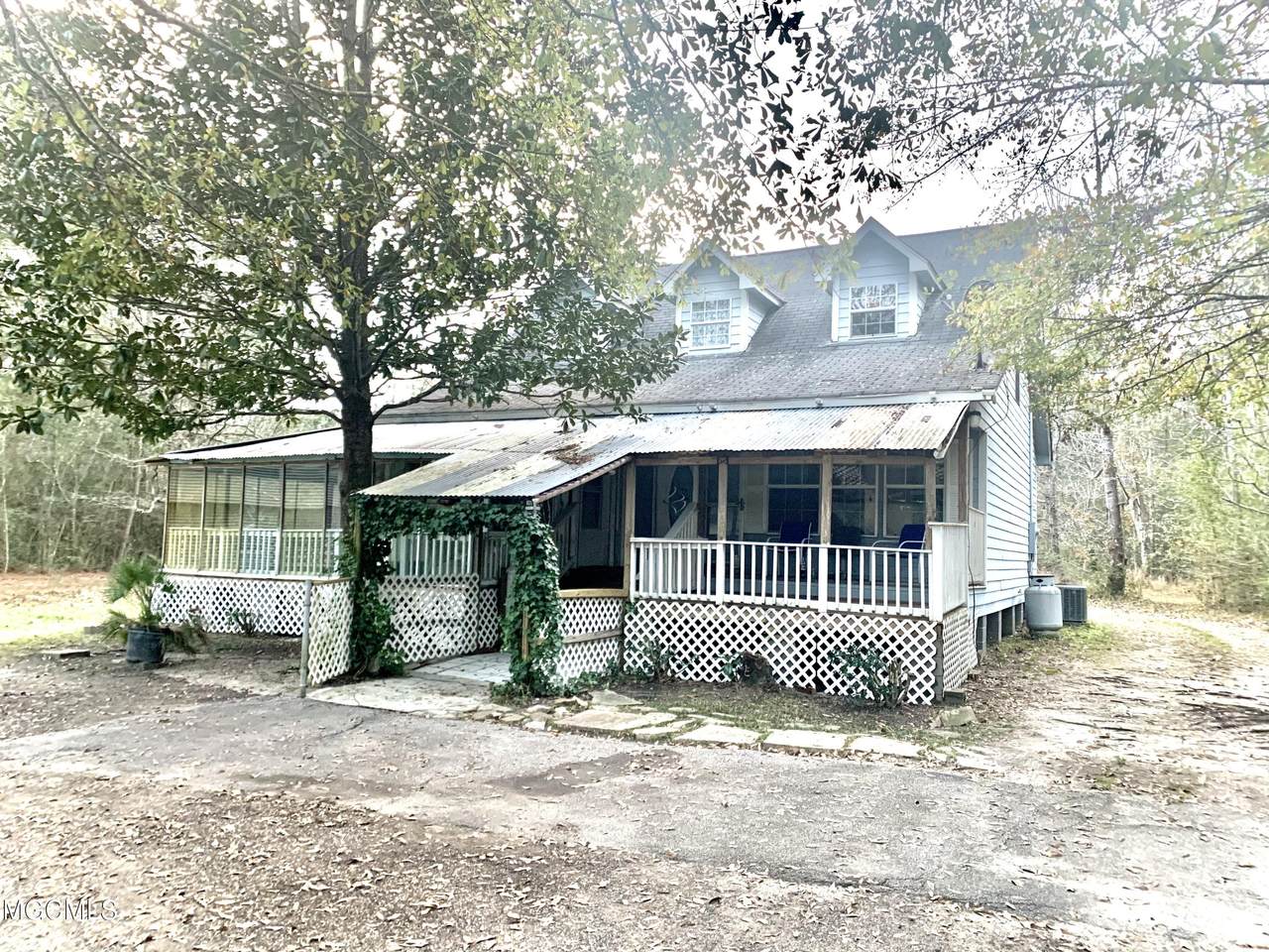 15601 Mcgregor Rd - Photo 1