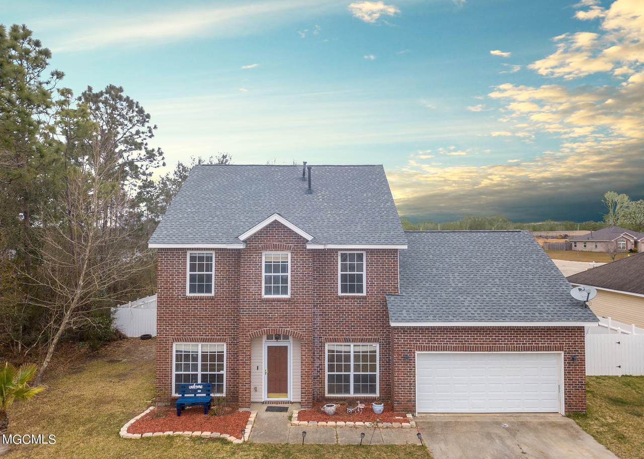 18142 Lake Vista Dr - Photo 1