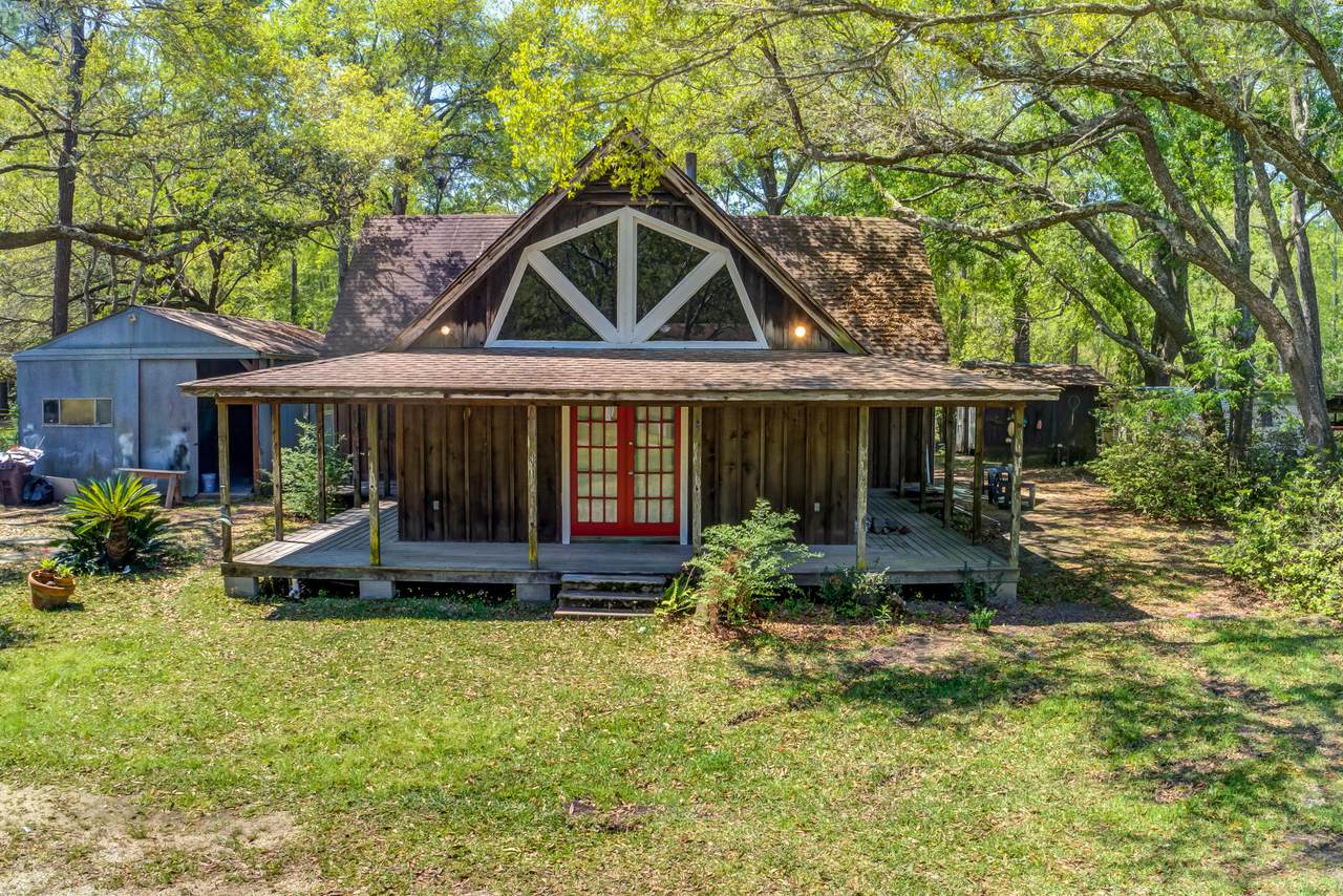 7317 Elder Ferry Rd - Photo 1