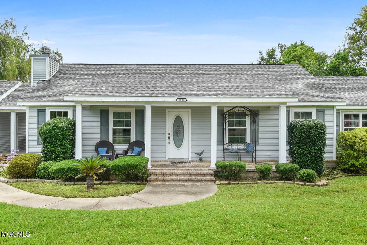 5547 Paula Dr - Photo 1
