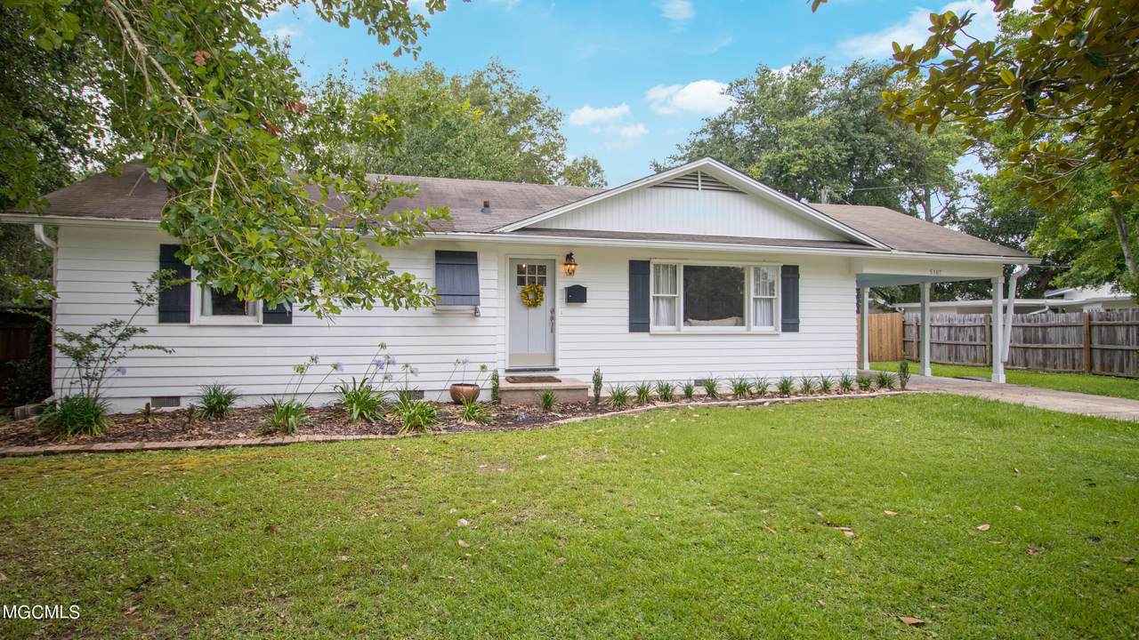 5107 Lawson Ave - Photo 1