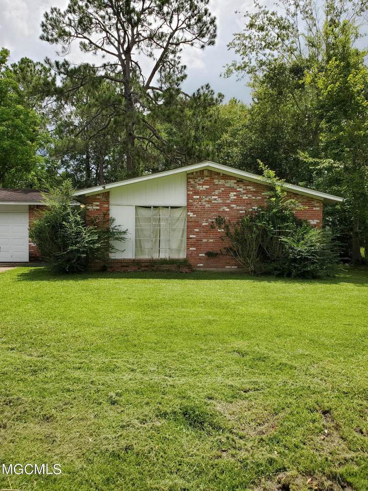 5604 Picadilly Circus St - Photo 1