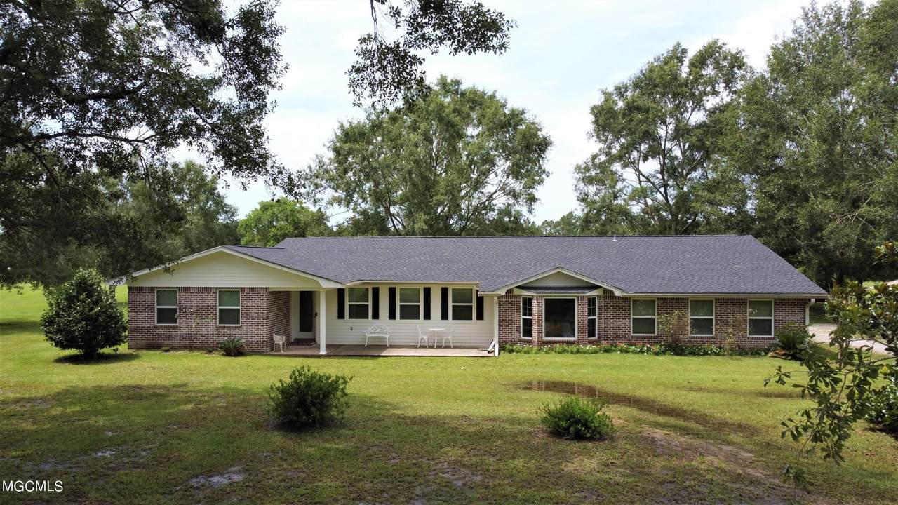 21377 Houston Ladner Rd - Photo 1