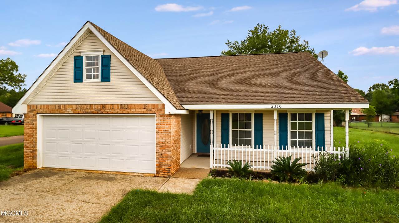 2310 Norris Cir - Photo 1