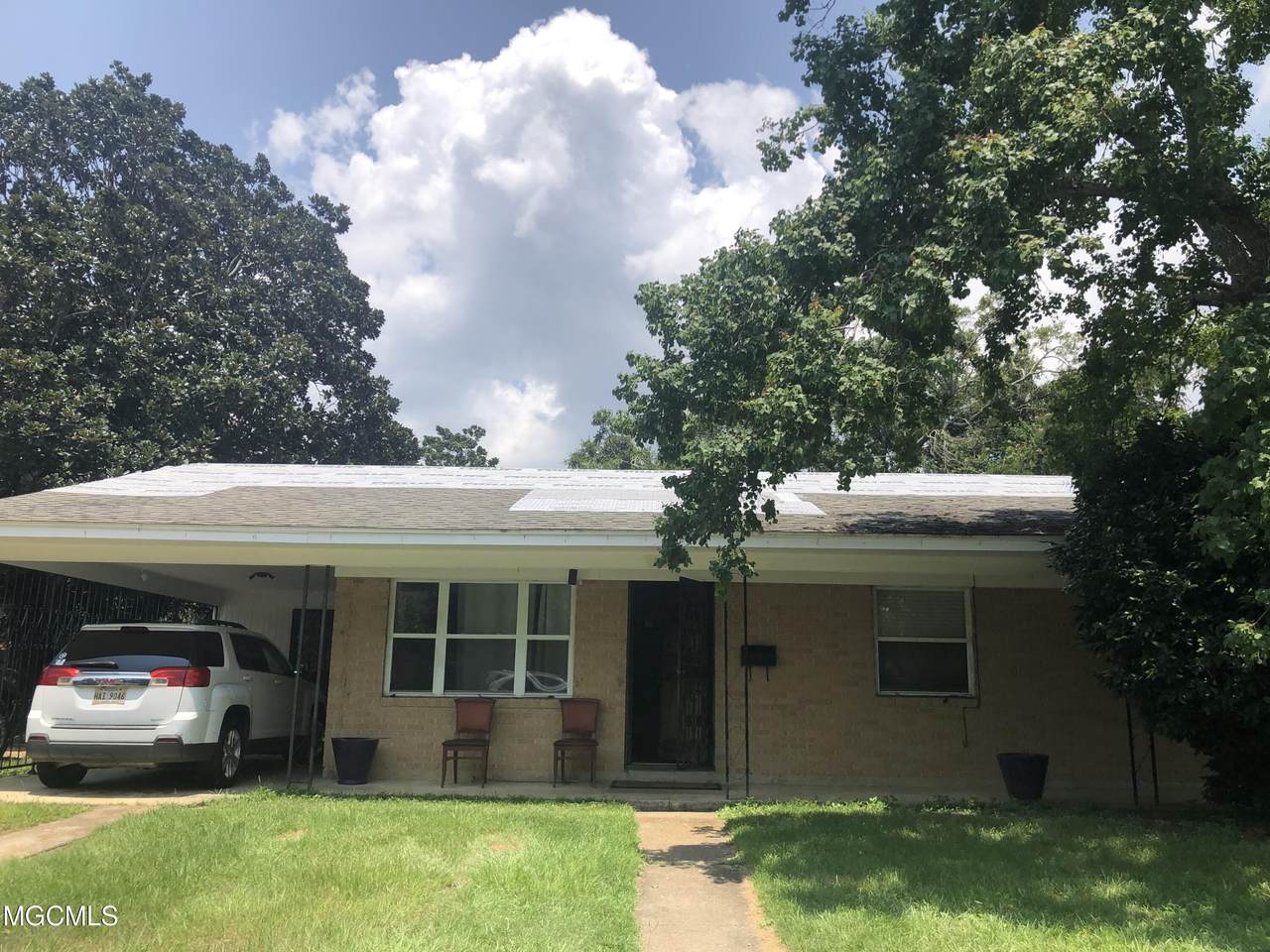 2199 Collins Blvd - Photo 1