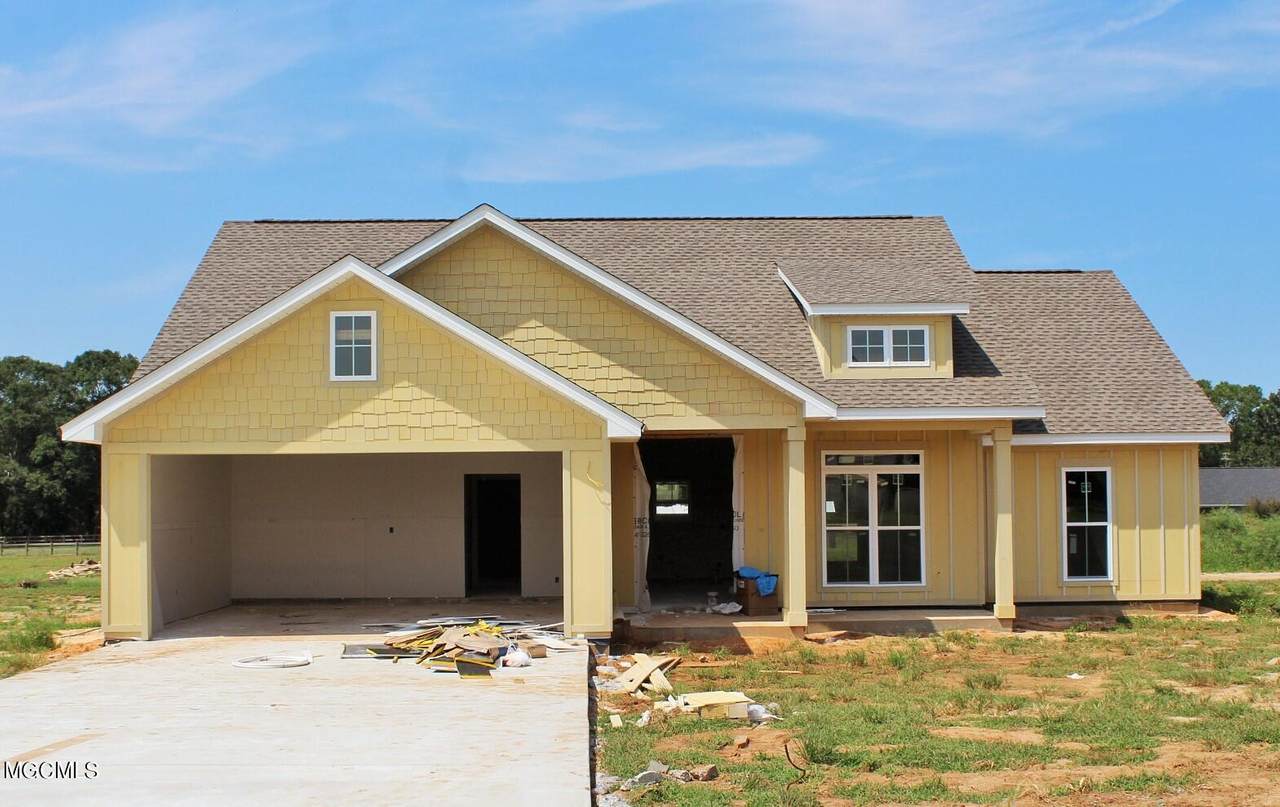 112 Magnolia Farms Dr - Photo 1