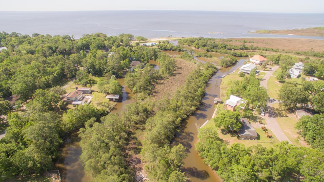 0 Albatross Dr - Photo 1