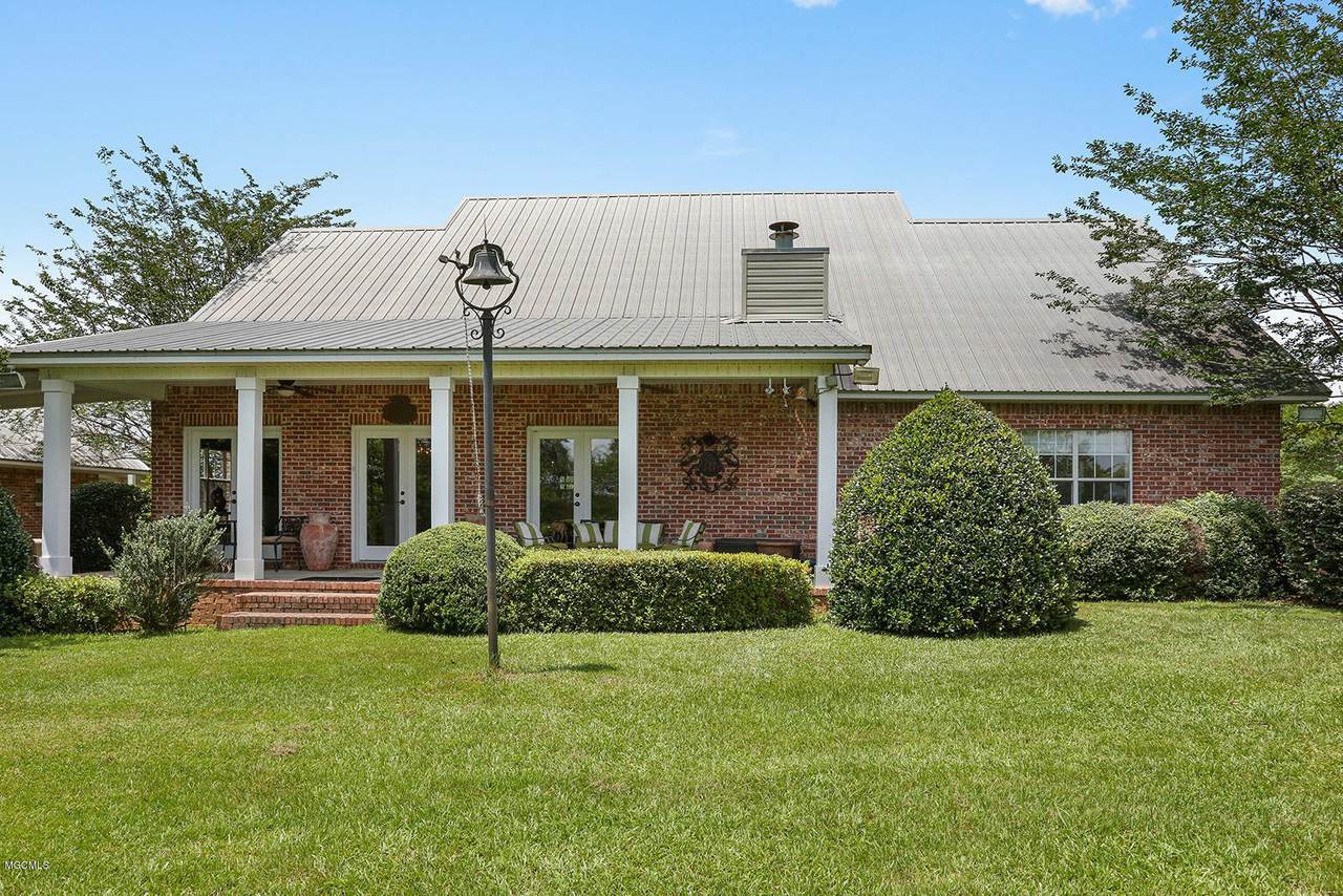 397 Holden Rd - Photo 1