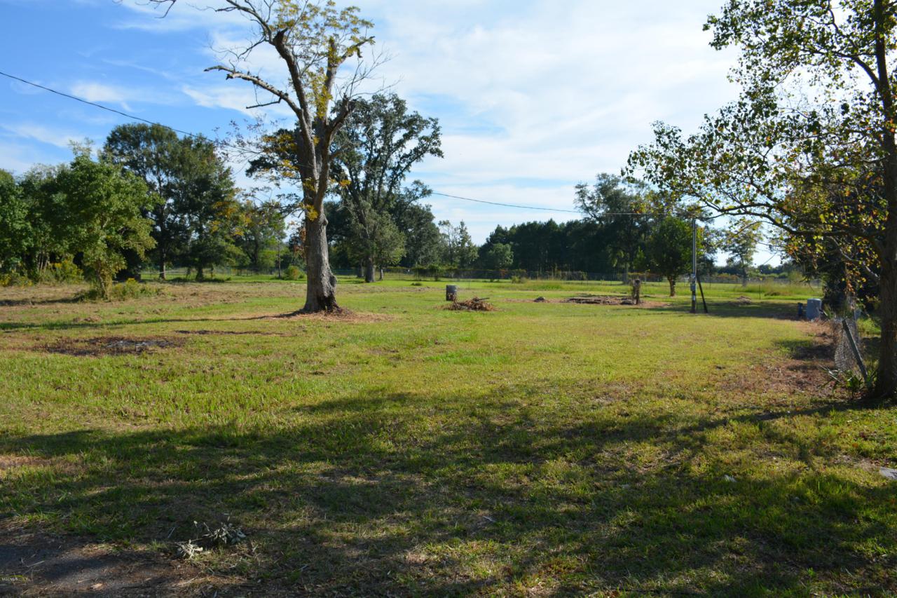 5812 Brittany Ave - Photo 1