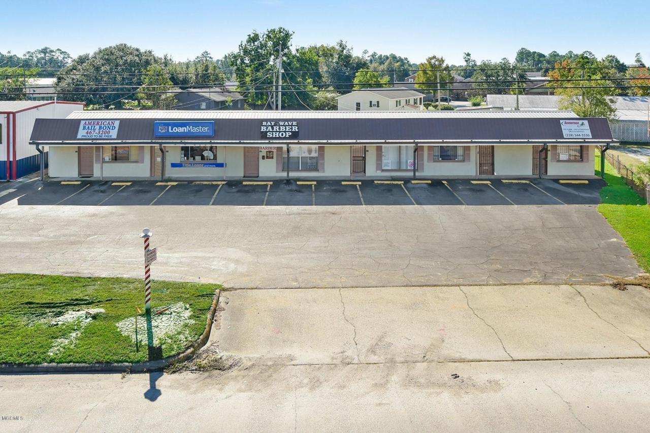 223 Highway 90 - Photo 1
