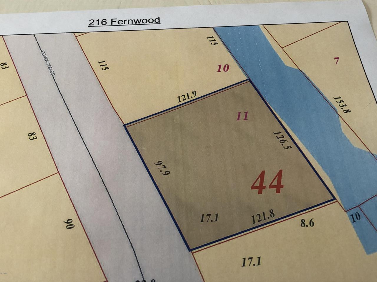 216 Fernwood Dr - Photo 1