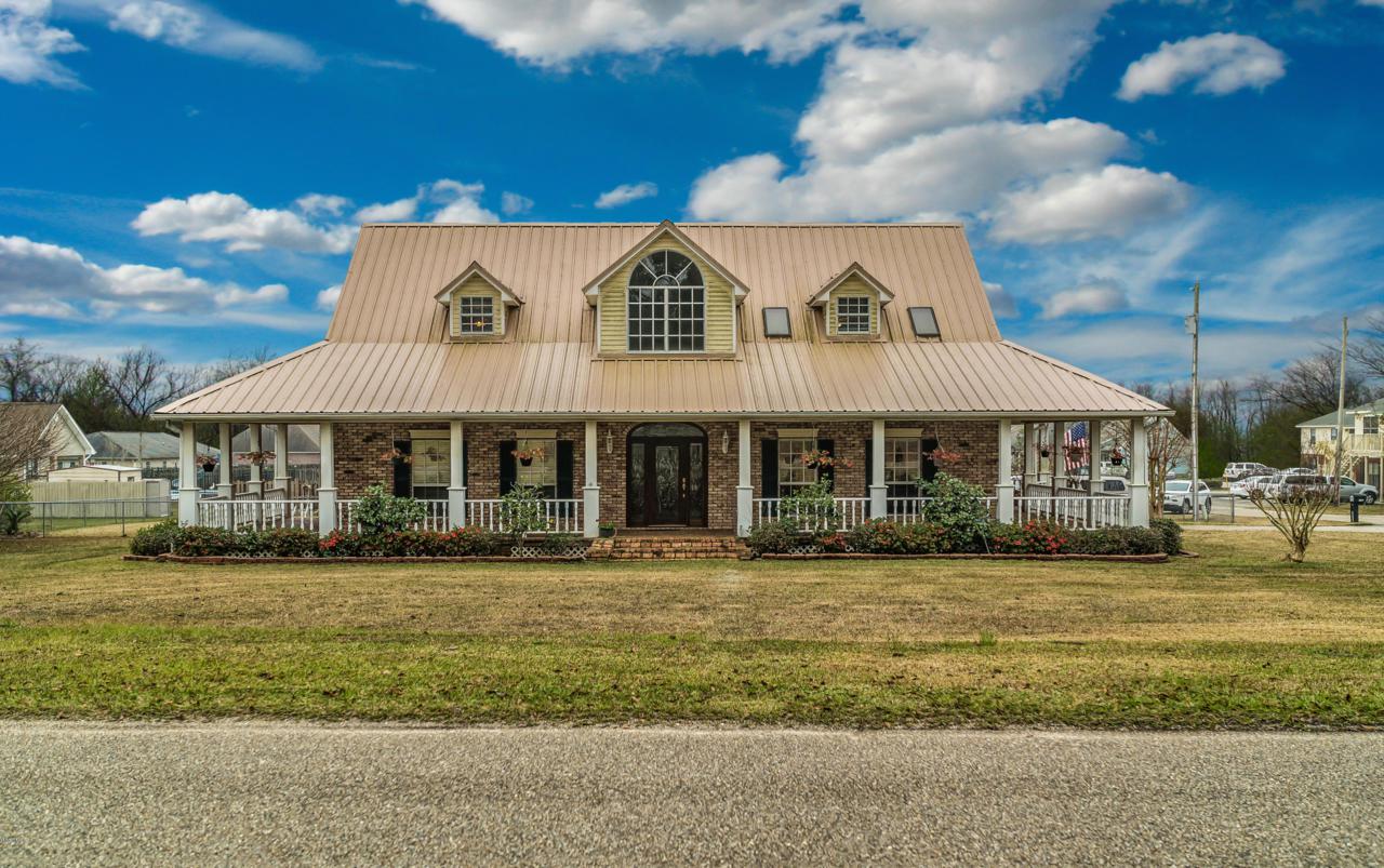 11102 Amber Dr - Photo 1