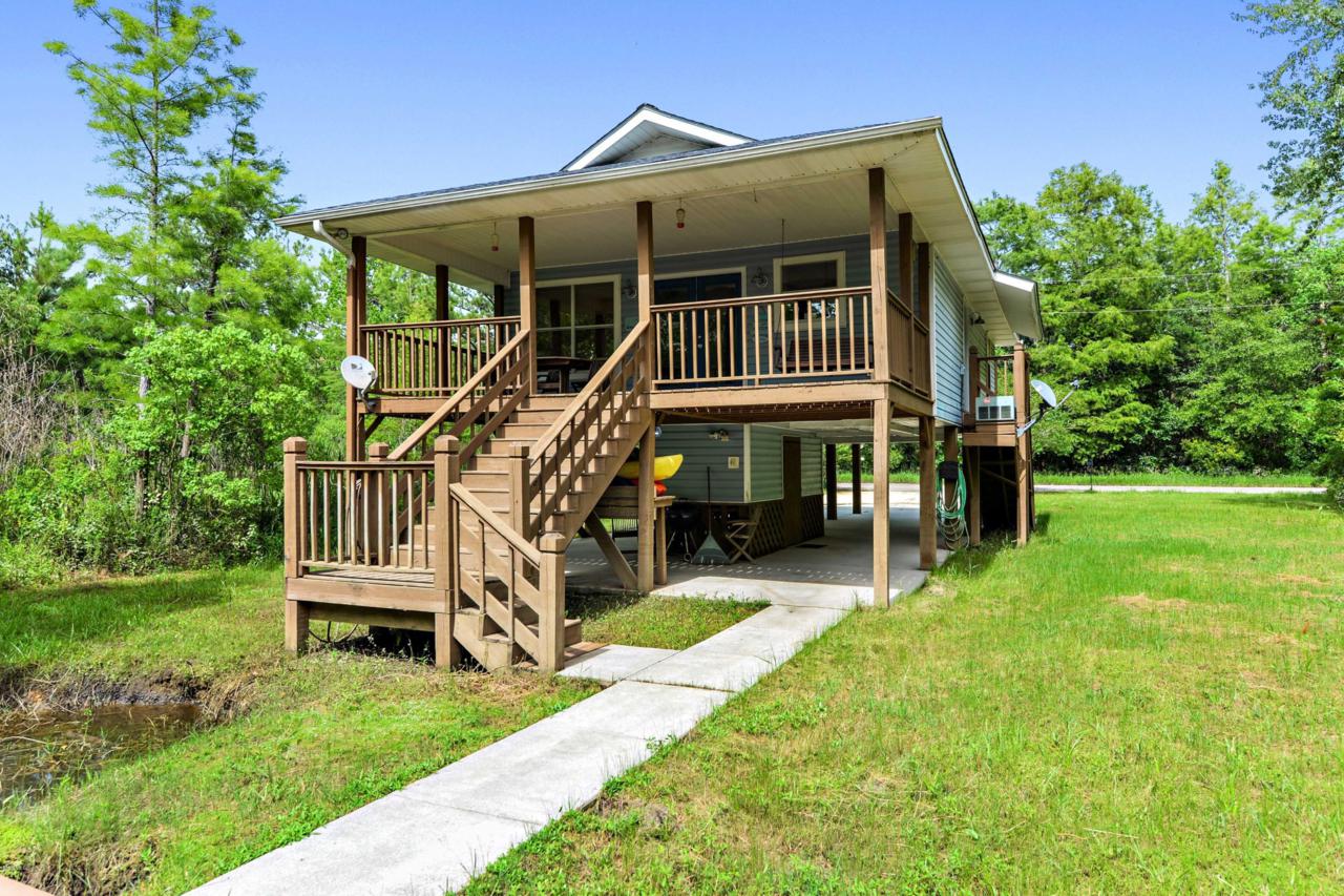 10417 Lowtide Dr - Photo 1