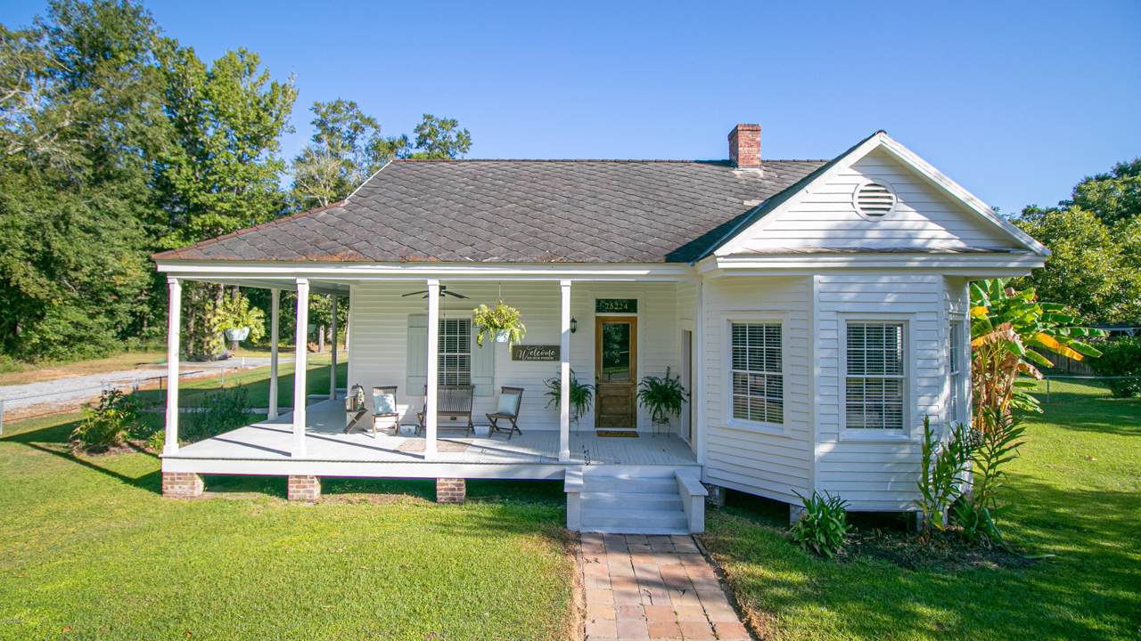 25224 Lechene Dr - Photo 1