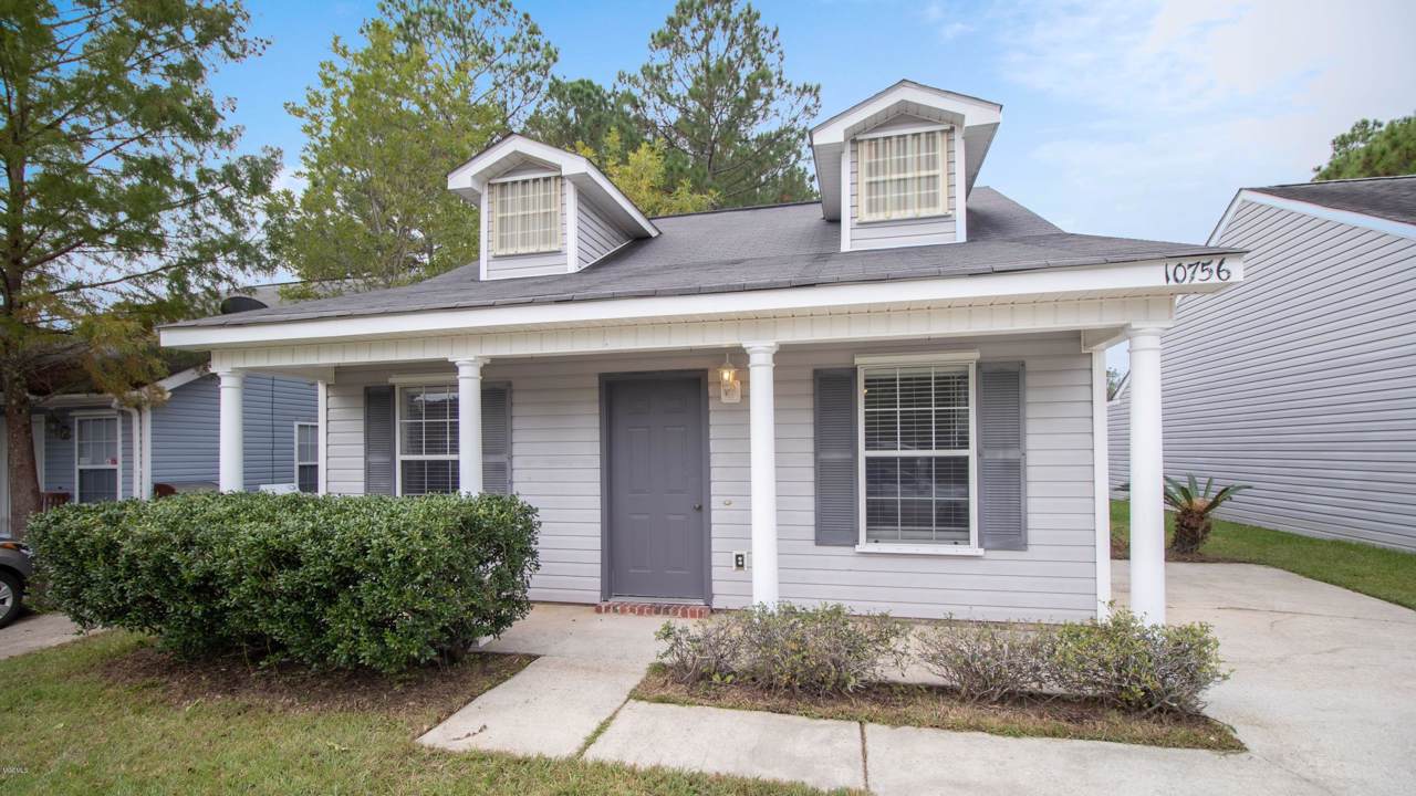 10756 Bay Tree Dr - Photo 1
