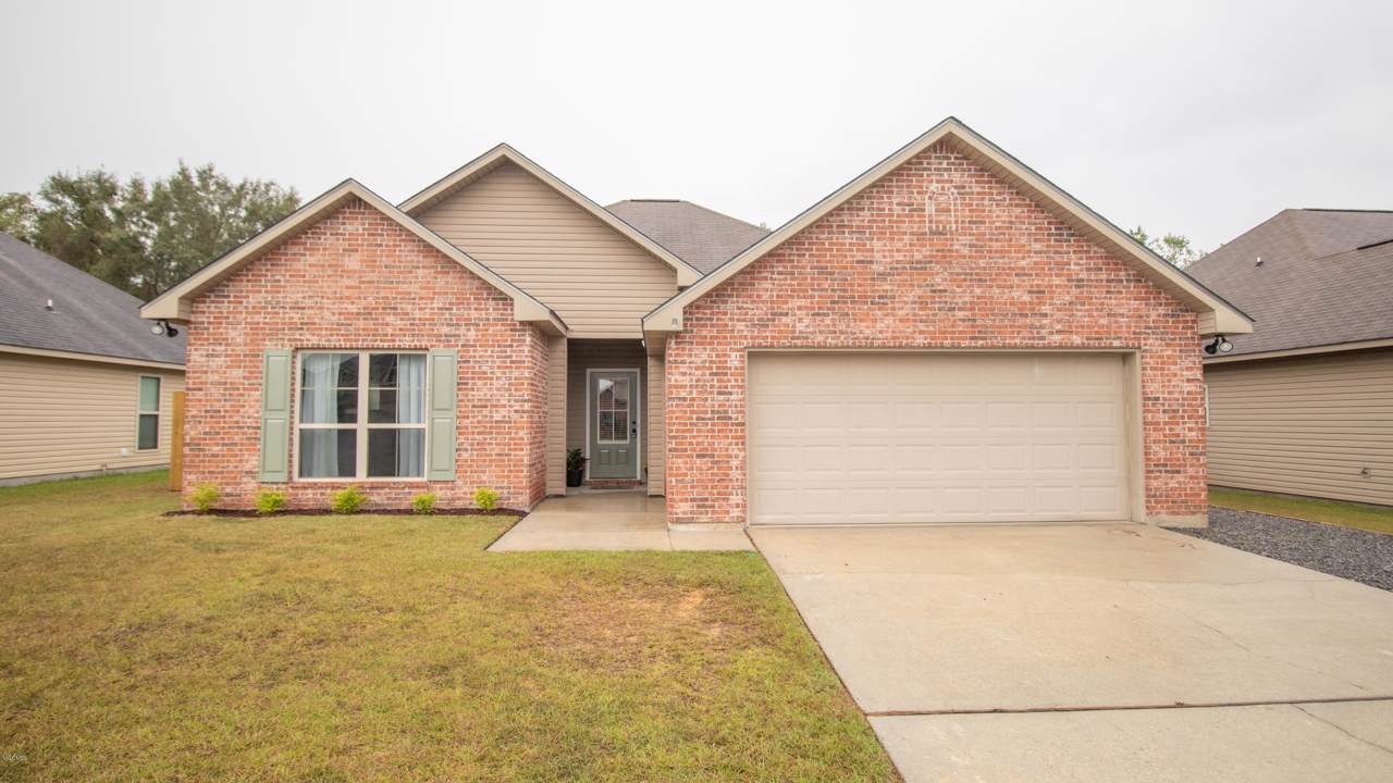 15173 Clemson Ave - Photo 1