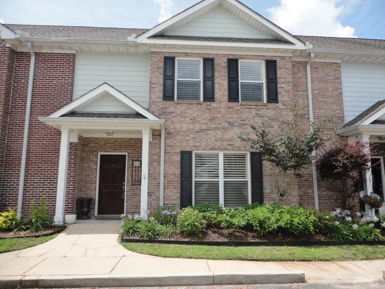 1805 Geerkin St - Photo 1
