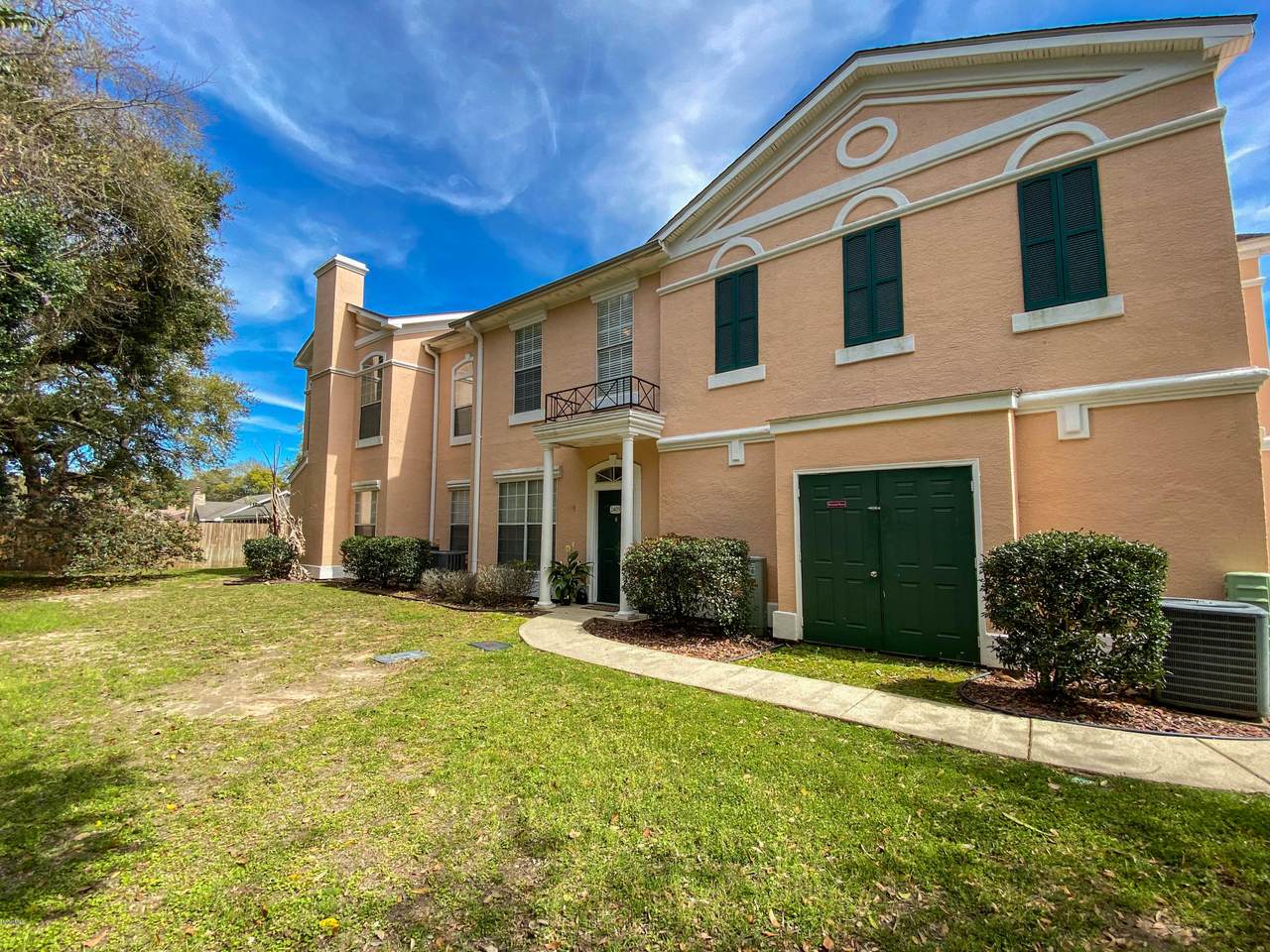 2252 Beach Dr - Photo 1 2252 Beach Dr - Photo 1