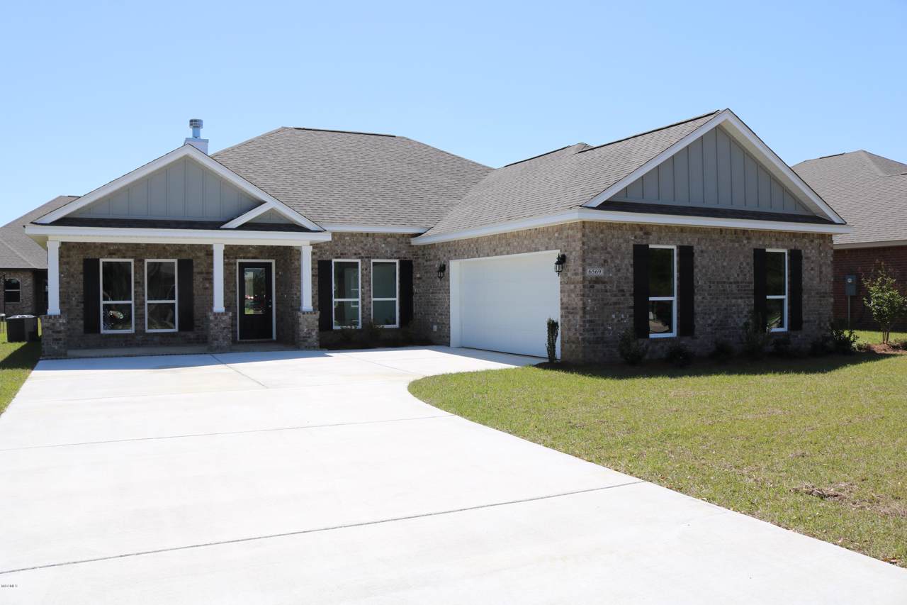 7025 Glen Eagle Dr - Photo 1