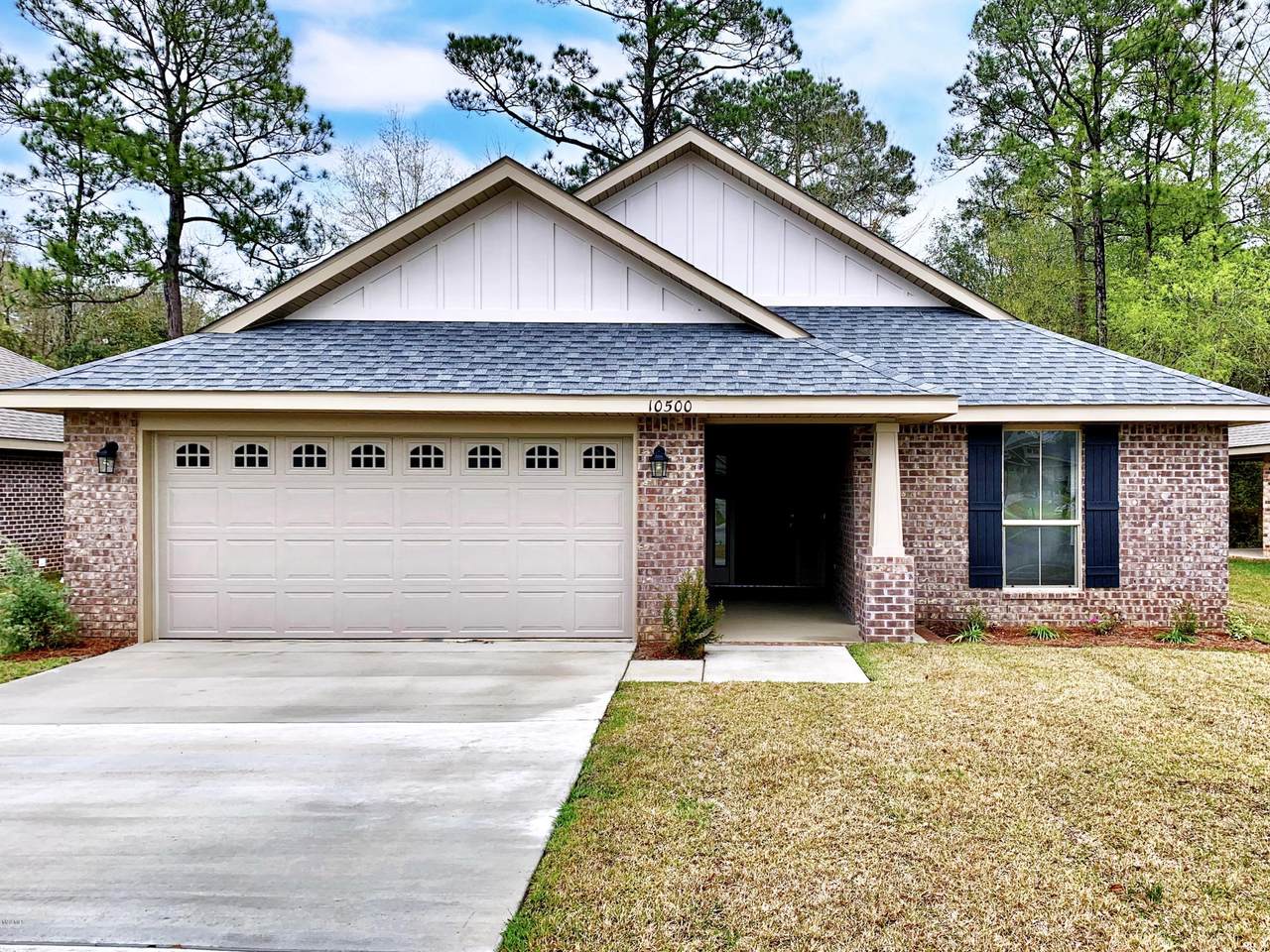10500 Roundhill Dr - Photo 1