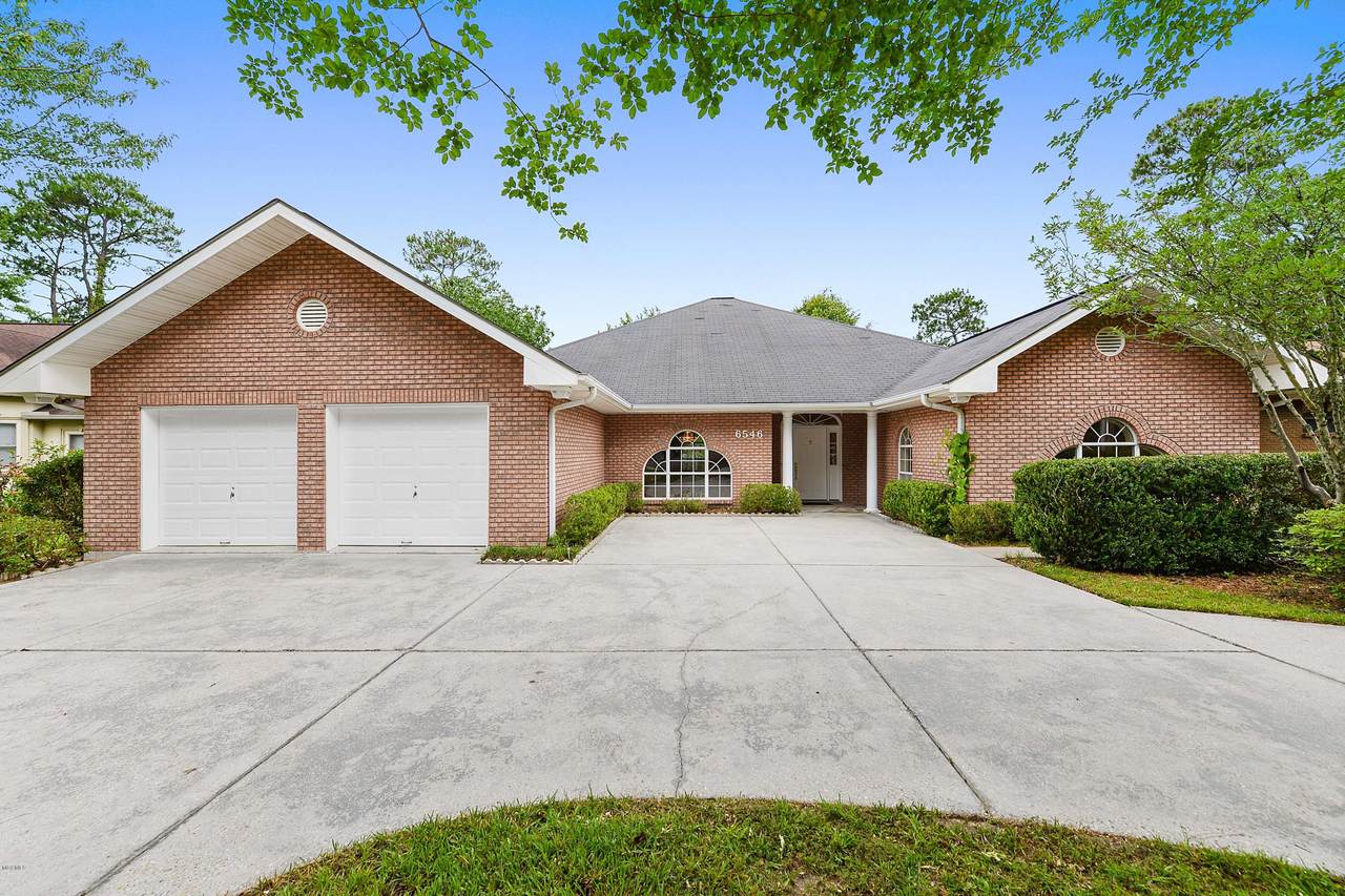 6546 Mauna Loa Dr - Photo 1