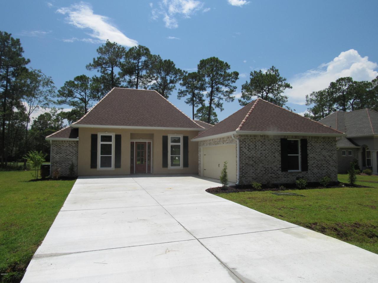 7451 Turnberry Dr - Photo 1