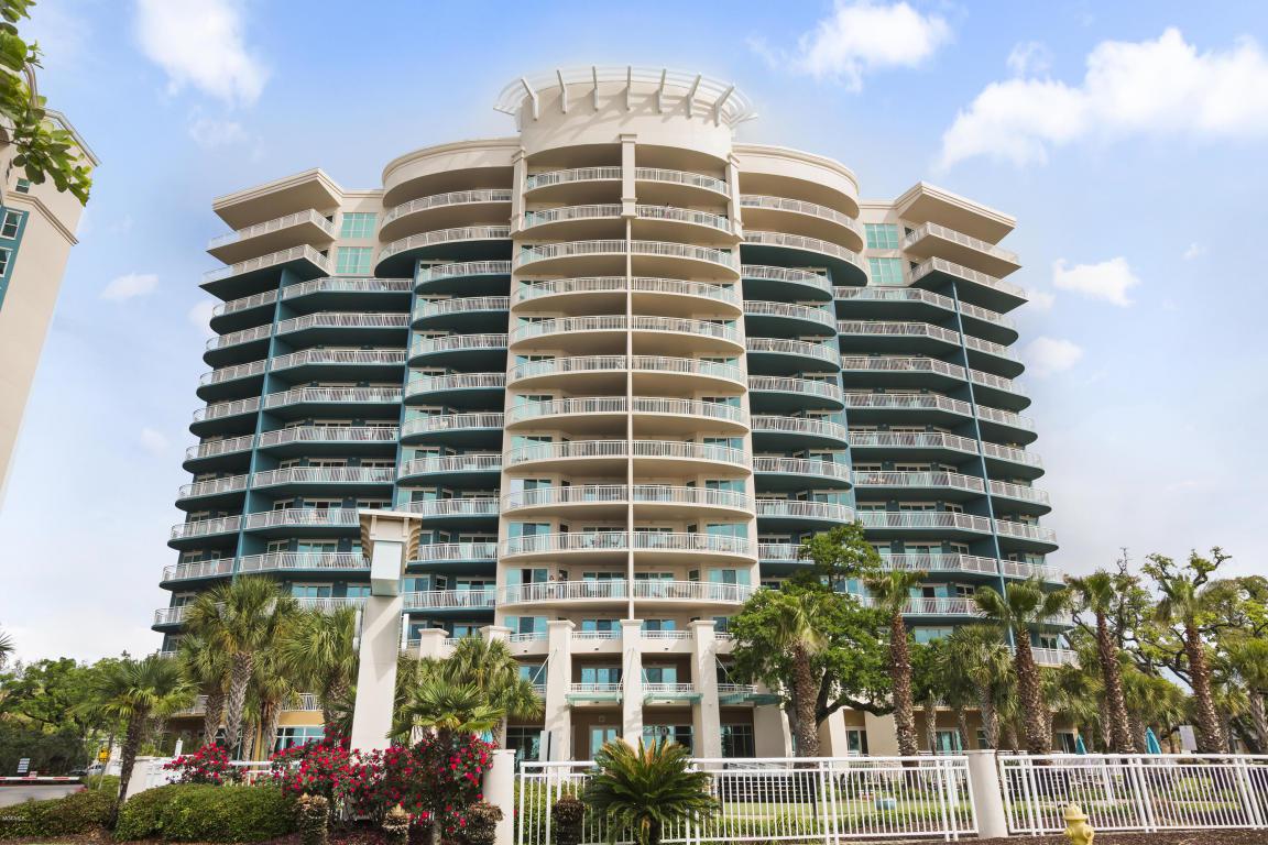 2230 Beach Dr - Photo 1