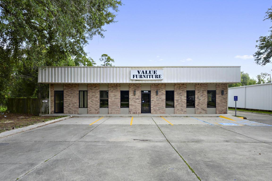 1832 Pass Rd - Photo 1